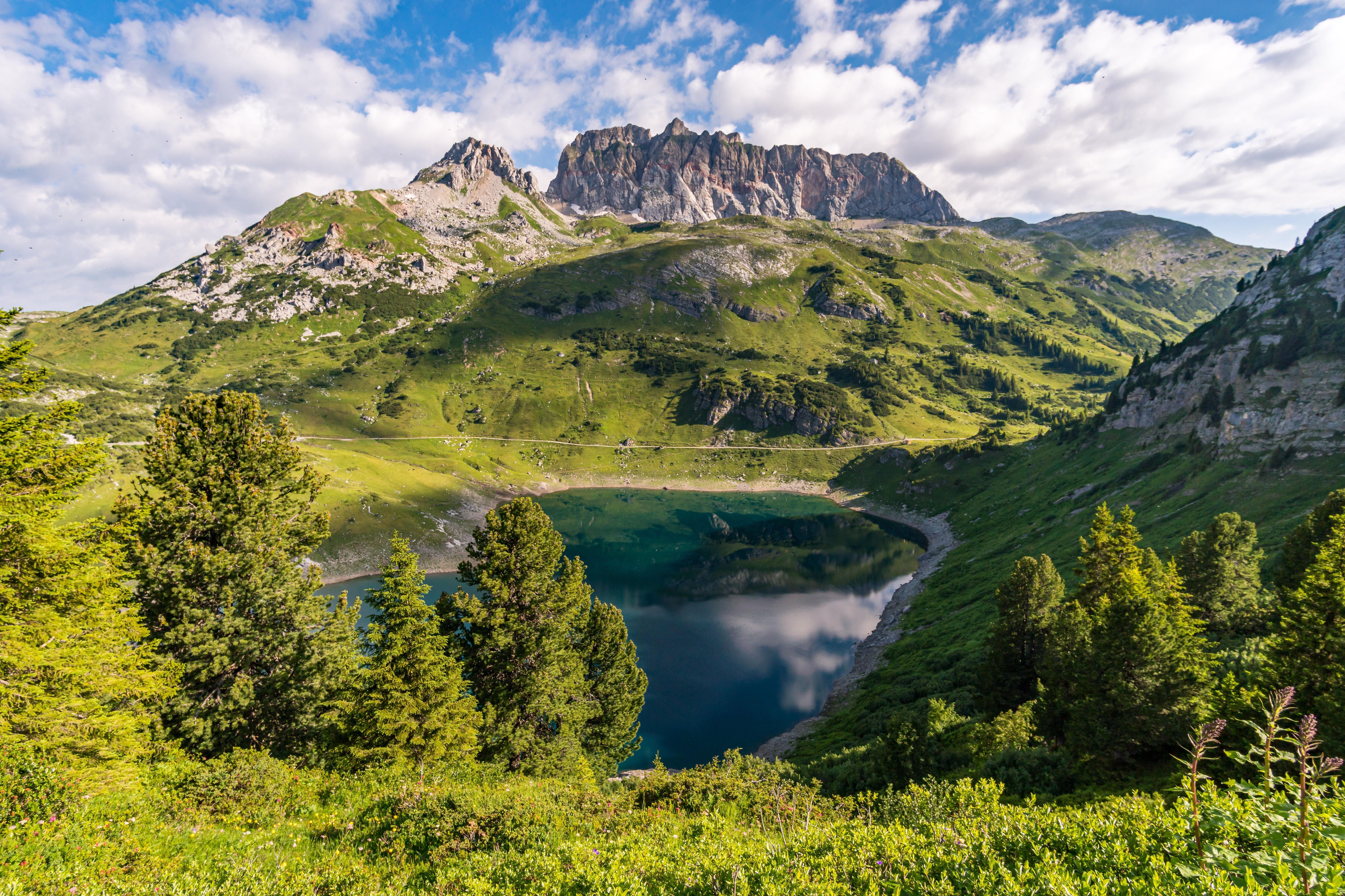 Die Lechquellen in Österreich sind beim Wandern besonders beliebt.