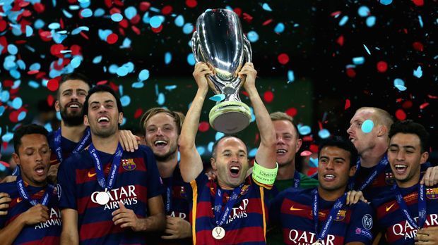 
                <strong>FC Barcelona gewinnt UEFA-Supercup</strong><br>
                Mit dem FC Sevilla wartete im UEFA-Supercup eine denkbar schwere Aufgabe auf den FC Barcelona. Am Schluss setzte sich der Favorit mit 5:4 nach der Verlängerung durch. ran.de hat fünf interessante und kursiose Fakten zur Partie gesammelt.
              