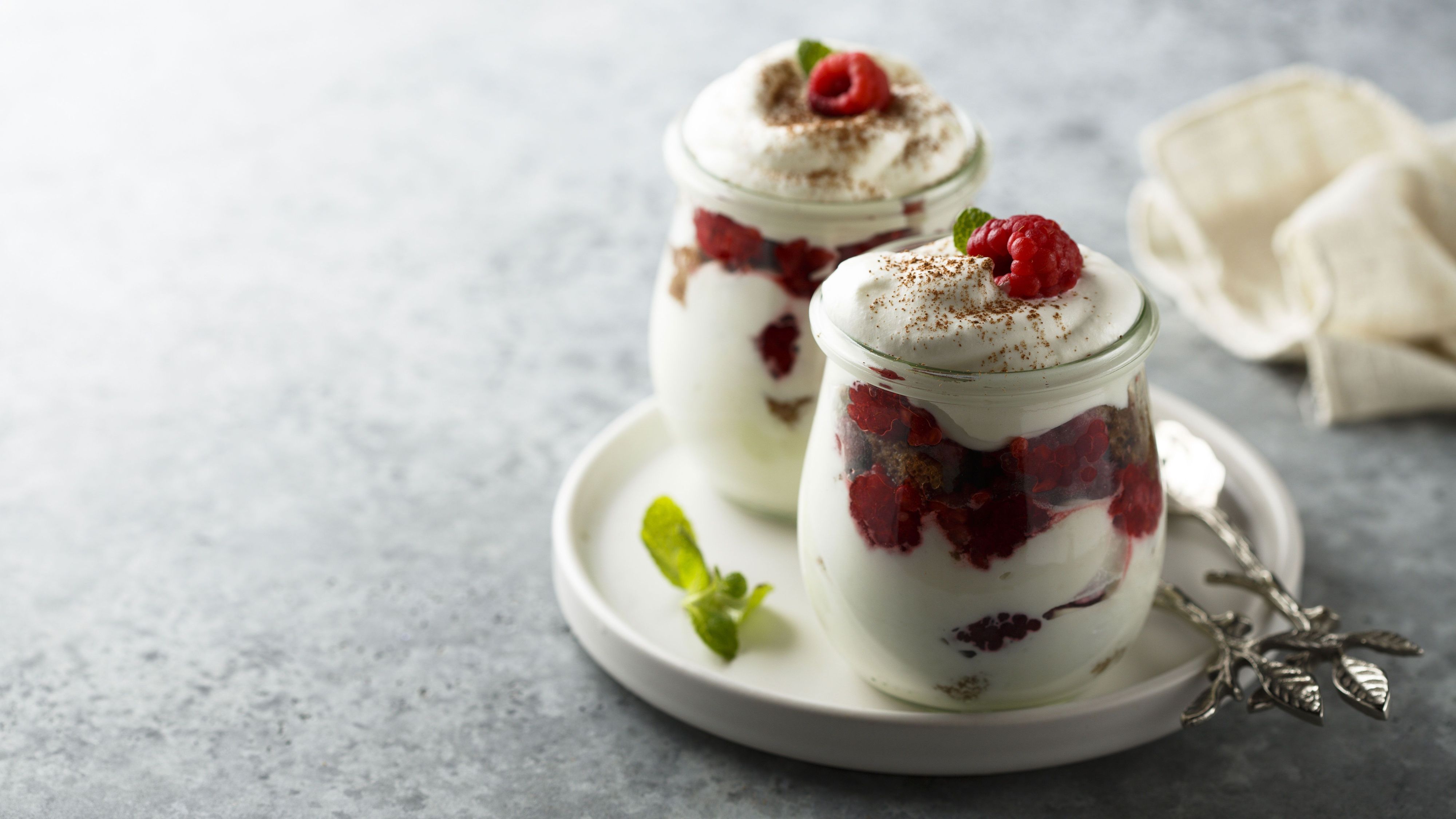 Beeren Trifle mit Yorkshire Pudding