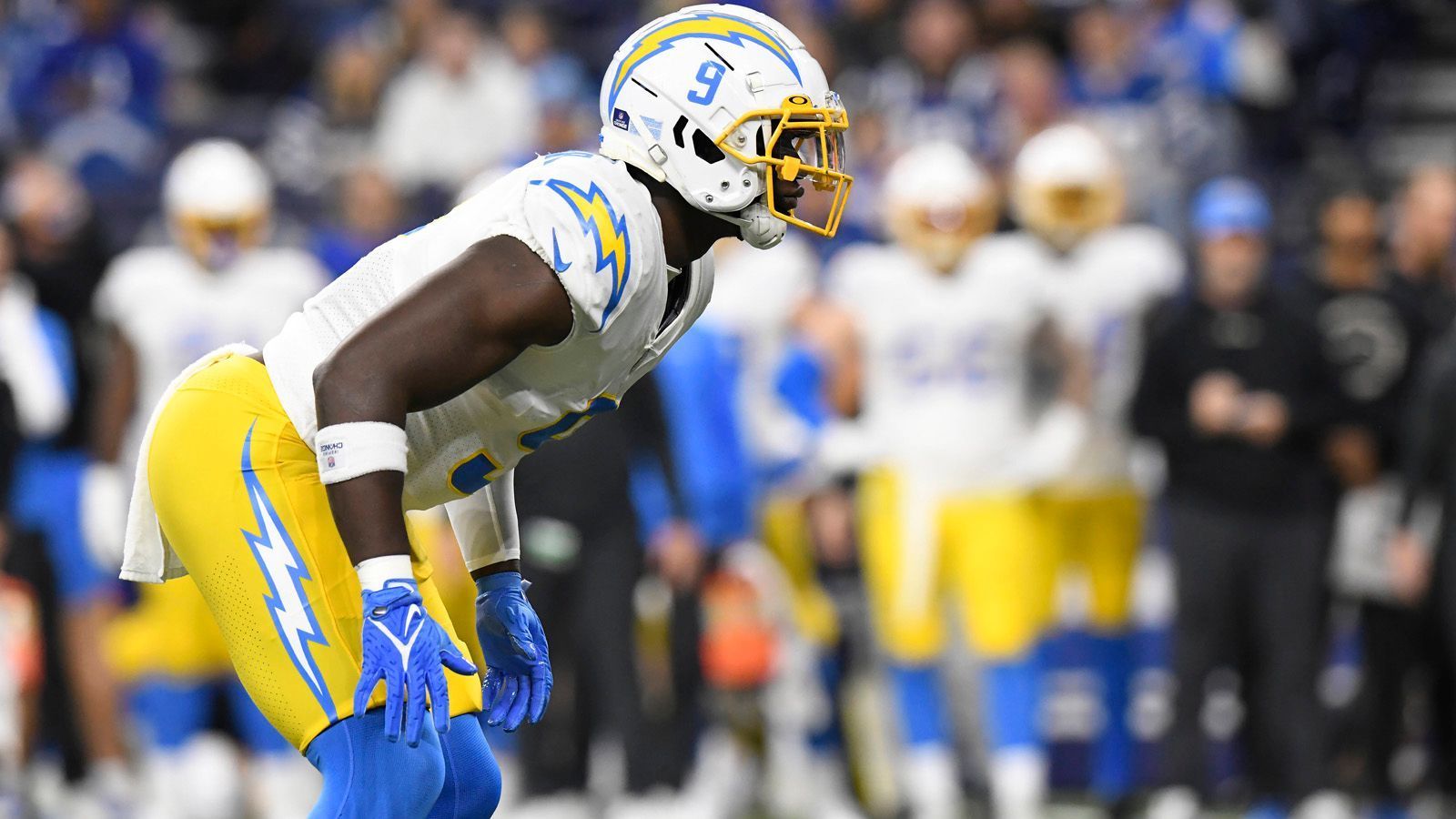 
                <strong>Pick 23: Kenneth Murray (Linebacker, Los Angeles Chargers)</strong><br>
                Gehalt mit der Fifth-Year-Option: 11,727 Millionen US-Dollar (Option nicht gezogen)
              