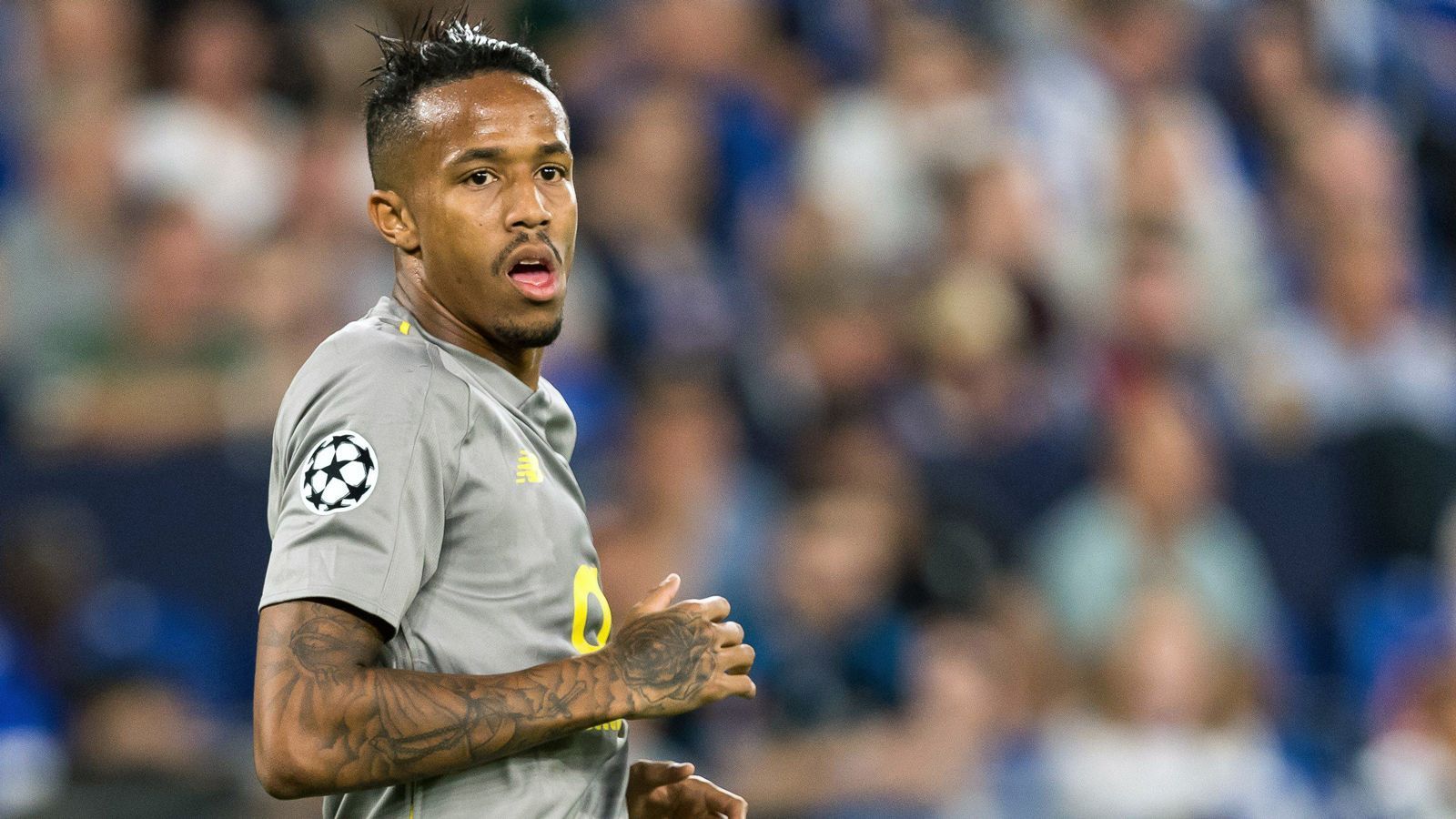 
                <strong>15. Eder Militao (FC Porto)</strong><br>
                Alter: 20 JahrePosition: InnenverteidigerNationalität: Brasilien
              