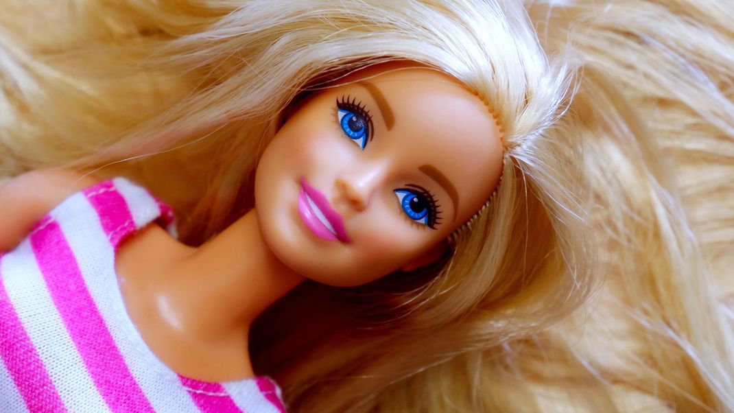 Barbie-Botox ist gerade ein beliebter Schönheitseingriff - doch Experten warnen.