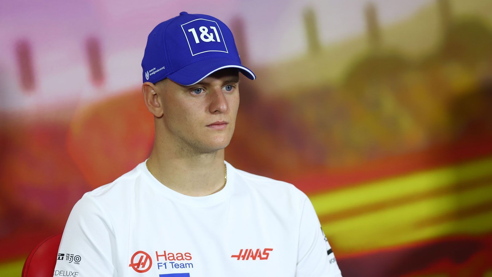 
                <strong>Die Optionen des Mick Schumacher</strong><br>
                Mick Schumacher hat derzeit kein Cockpit in der Formel 1 für die Saison 2023. Das Aus bei Haas ist inzwischen beschlossene Sache. Der 23-Jährige kann sich nur noch im abschließenden Rennen in Abu Dhabi für das letzte verbleibende Stammcockpit beweisen. Die Chancen dafür stehen allerdings schlecht. ran schätzt Schumachers Situation ein. (Stand: 17. November 2022)
              