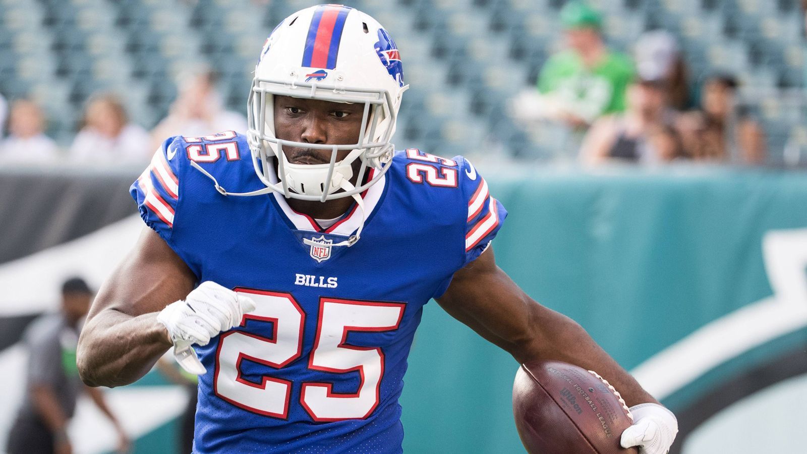 
                <strong>Buffalo Bills (2 Spieler)</strong><br>
                30 LeSean McCoy (RB), 62 Micah Hyde (S)
              