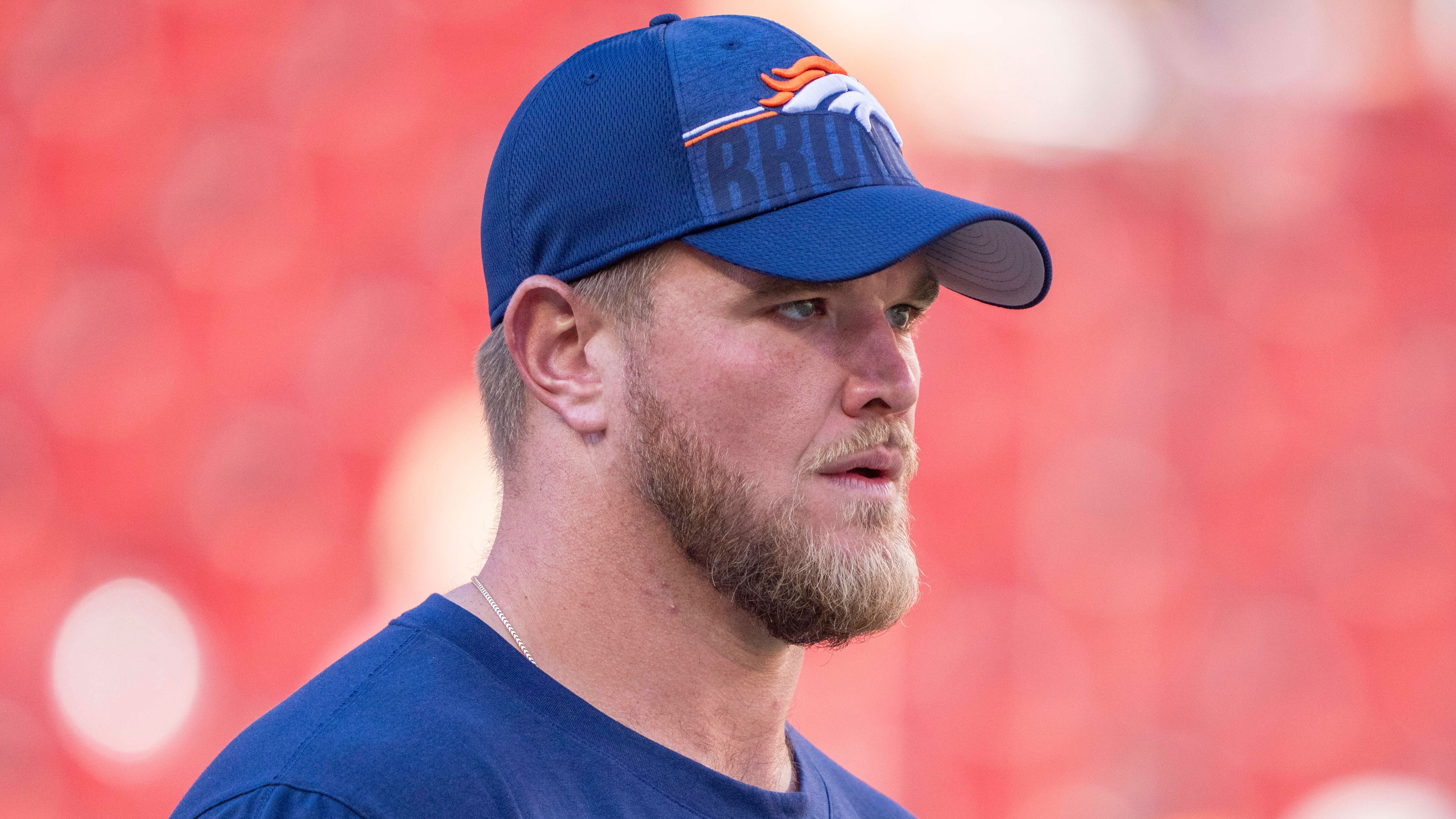 <strong>Denver Broncos: Offensive Tackle Mike McGlinchey</strong><br>In seinem ersten Jahr in Denver ist für Russell Wilson viel schiefgelaufen. Unter anderem war er mit 55 Sacks der Quarterback, der am häufigsten zu Boden gebracht wurde. In der Free Agency holten die Broncos Offensive Tackle Mike McGlinchey, der in den letzten Jahren in San Francisco zur besten Run-Offense der Liga beigetragen hat.