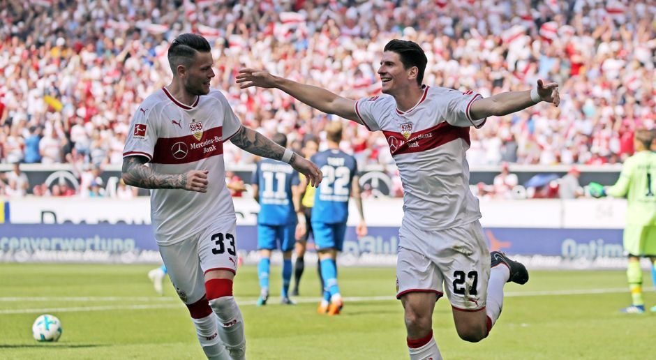 
                <strong>Platz 8: VfB Stuttgart – Wenn da nur nicht der schwere Gegner wäre…</strong><br>
                Der VfB Stuttgart hat nur eines der letzten 13 Spiele verloren und könnte am letzten Spieltag den Tabellensechste RB Leipzig und/oder den Tabellensiebte Eintracht Frankfurt verdrängen. Holt der VfB Stuttgart am 34. Spieltag drei Punkte, würden sie an Leipzig im Falle einer Niederlage und an Frankfurt im Falle eines Unentschiedens oder einer Niederlage vorbeiziehen. Sogar ein Unentschieden würde für den siebten Tabellenplatz und einem wahrscheinlichen Start in der Europa League genügen, wenn Frankfurt auf Schalke mit fünf Toren Differenz verliert. Das Problem ist nur: Mit einem Auswärtsspiel beim FC Bayern München haben die Stuttgarter selber die wohl schwerste Aufgabe abbekommen.
              