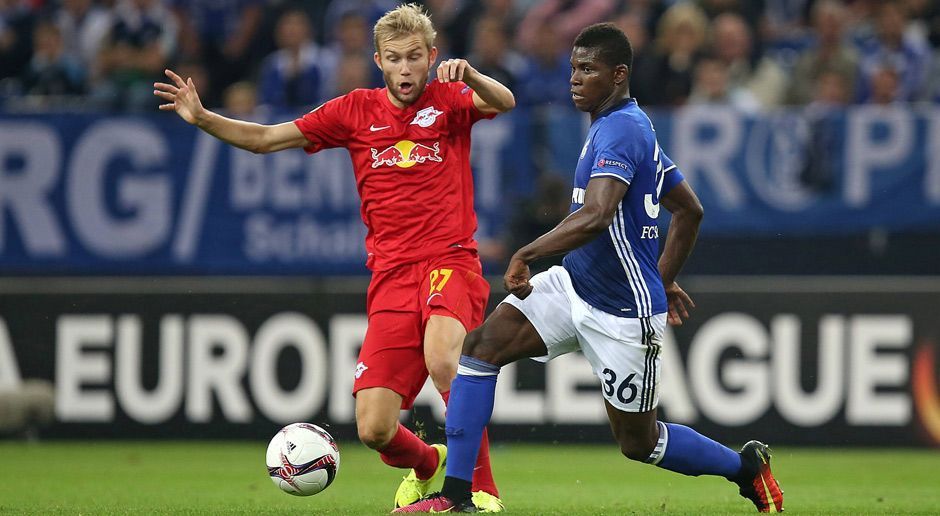 
                <strong>Breel Embolo</strong><br>
                Breel Embolo: Endlich durfte der Schweizer als alleiniger Mittelstürmer im Schalker System fungieren. In der ersten Halbzeit rieb sich Embolo mit vielen Zweikämpfen auf. Zu einer echten Torgelegenheit kam er nicht. Somit bemüht, aber zu ungefährlich. ran-Note: 3-
              