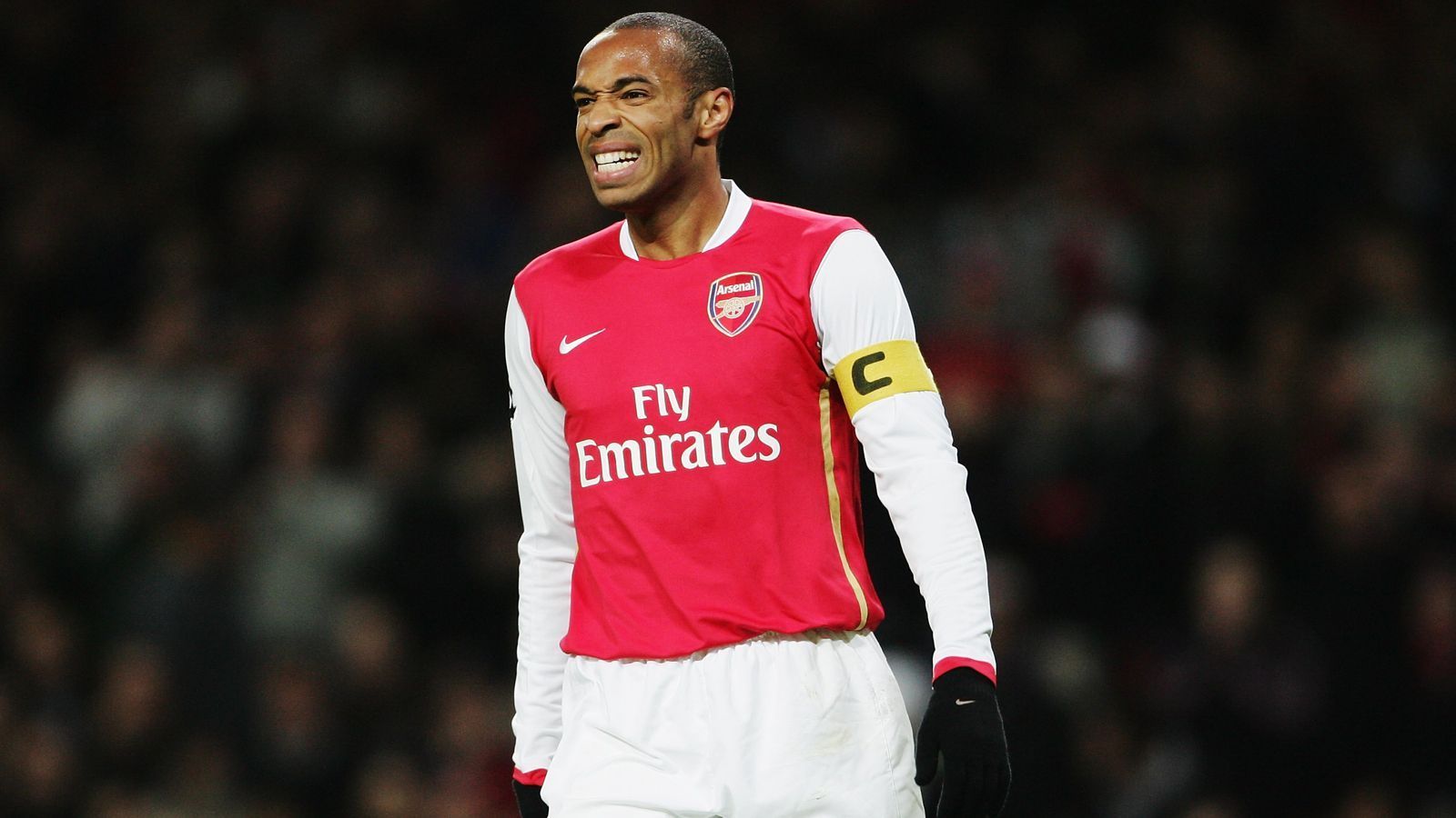 
                <strong>Platz 30 - Thierry Henry (FC Arsenal)</strong><br>
                &#x2022; Ablösesumme: 104 Millionen Euro<br>&#x2022; Wechsel von Juventus Turin zum FC Arsenal (1999)<br>
              