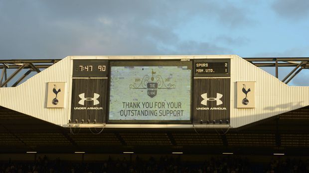 
                <strong>Tottenham Hotspur: Abschied von der White Hart Lane 2</strong><br>
                Unter dem Motto "The Finale" lud Tottenham Hotspur die Fans zum allerletzten Premier-League-Heimspiel in die White Hart Lane ein. 
              