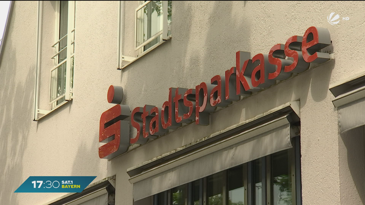 Sparkasse zahlt Entschädigung: Tausende Kunden erhalten Geld zurück