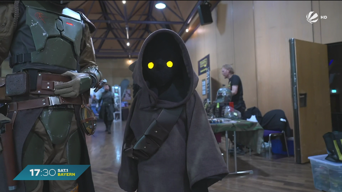 Star Wars Convention in Fürth: Fans feiern Kostüme und galaktische Stimmung