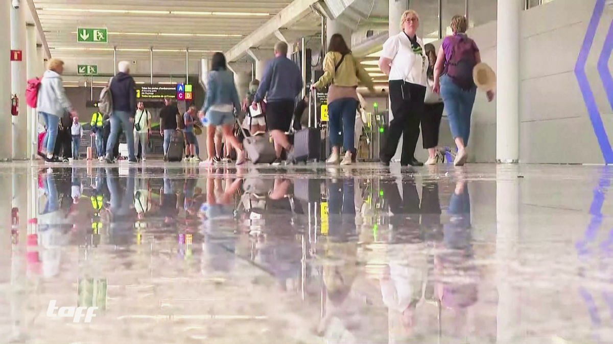 Malle unter Wasser: Chaos am Flughafen