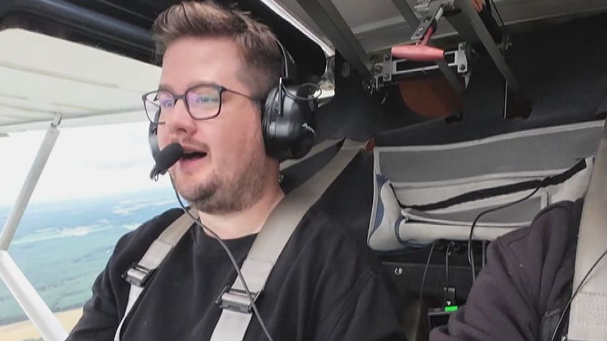 "Ich kann doch jetzt kein Flugzeug fliegen": Chris Tall in der Piloten-Challenge