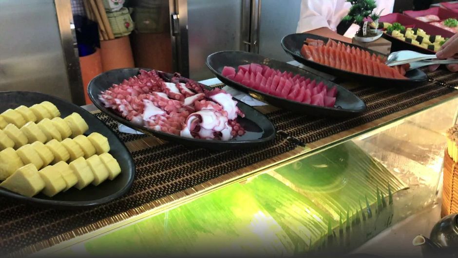 Mann erhält Hausverbot in Running-Sushi-Restaurant - weil er zu viel aß