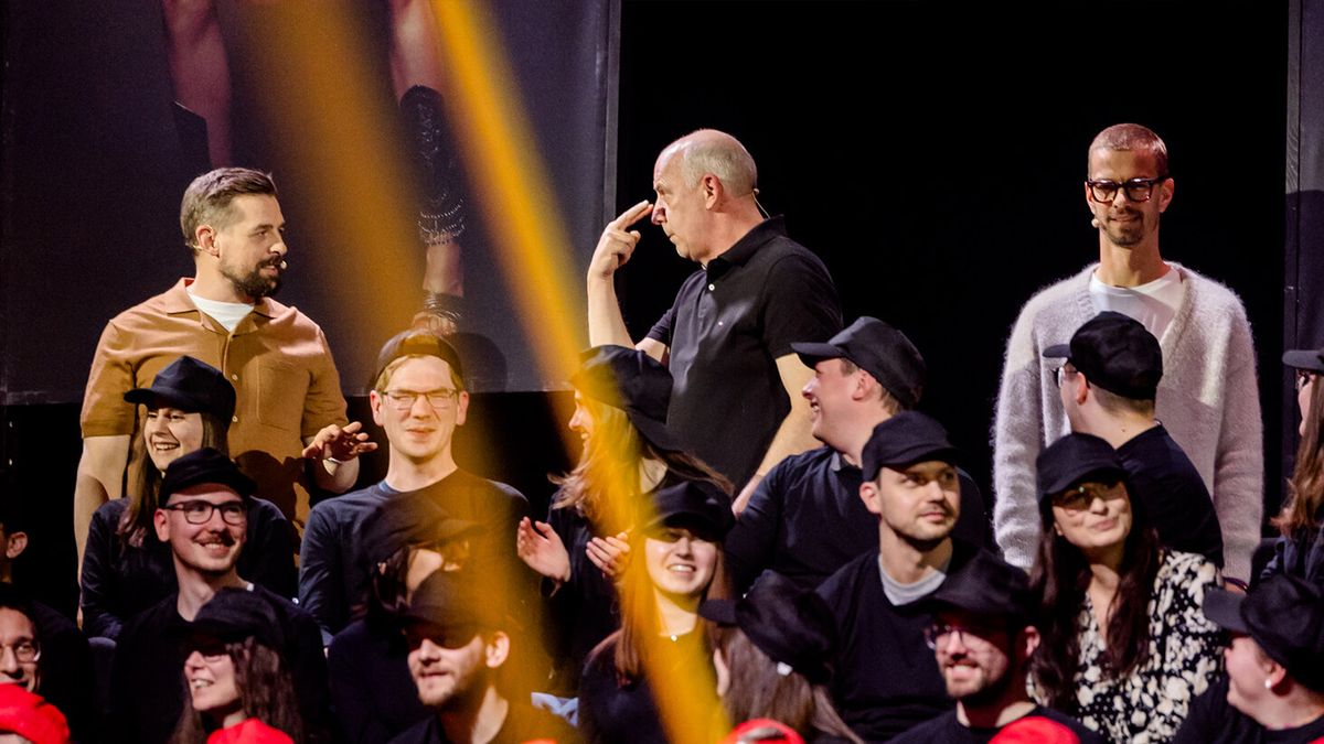 Mario Basler und René Adler beim längsten Freistoß der Welt