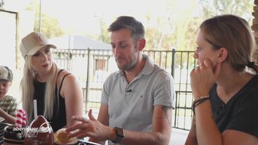 Familie Schröder wandert aus