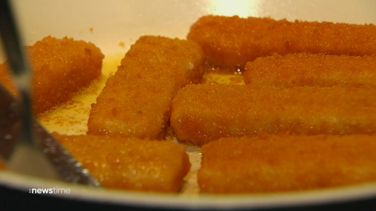 Fast-Food-Klassiker: Viele Fischstäbchen mit übermäßigen Schadstoffen in Panade