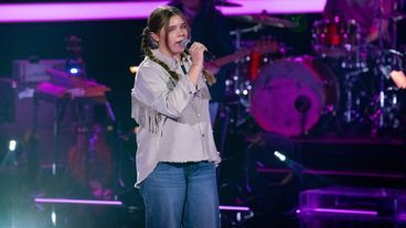 Hier strahlt das Swiftie-Herz: Lynn glänzt mit einem Song von Taylor Swift