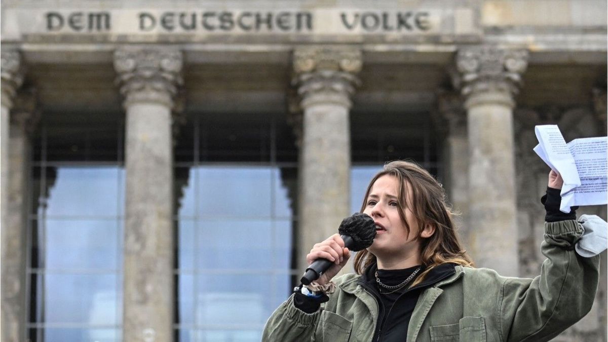 Luisa Neubauer zu Laschet: "Kein Wunder, dass Sie lügen müssen"