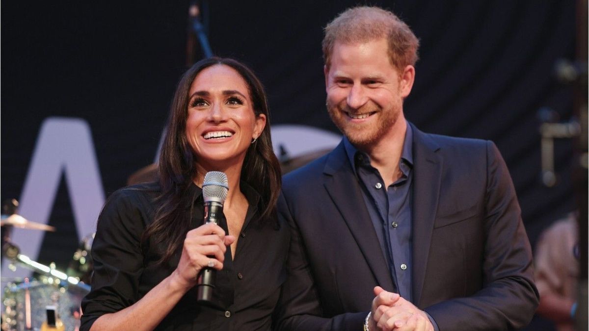 Prinz Harry und Meghan: Hier lachen sie verliebt die Trennungs-Gerüchte weg