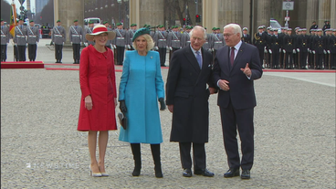 Royaler Besuch: König Charles wird mit militärischen Ehren in Berlin empfangen