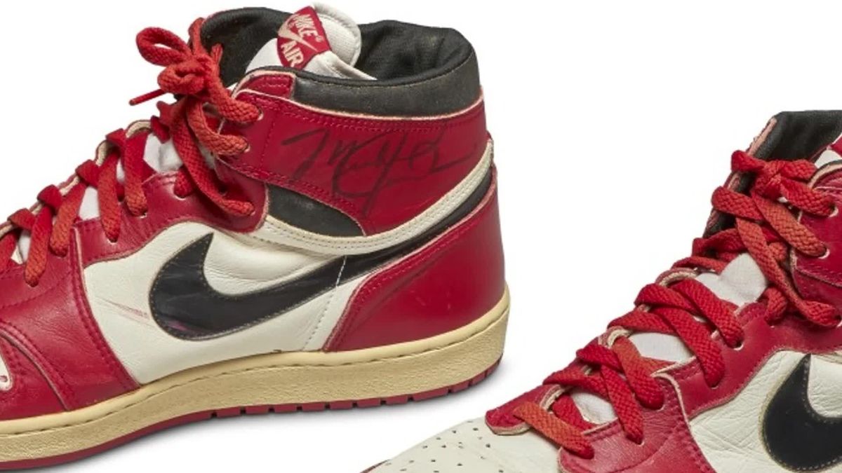 Weltrekord: Michael Jordan Sneakers für 560.000 Dollar versteigert