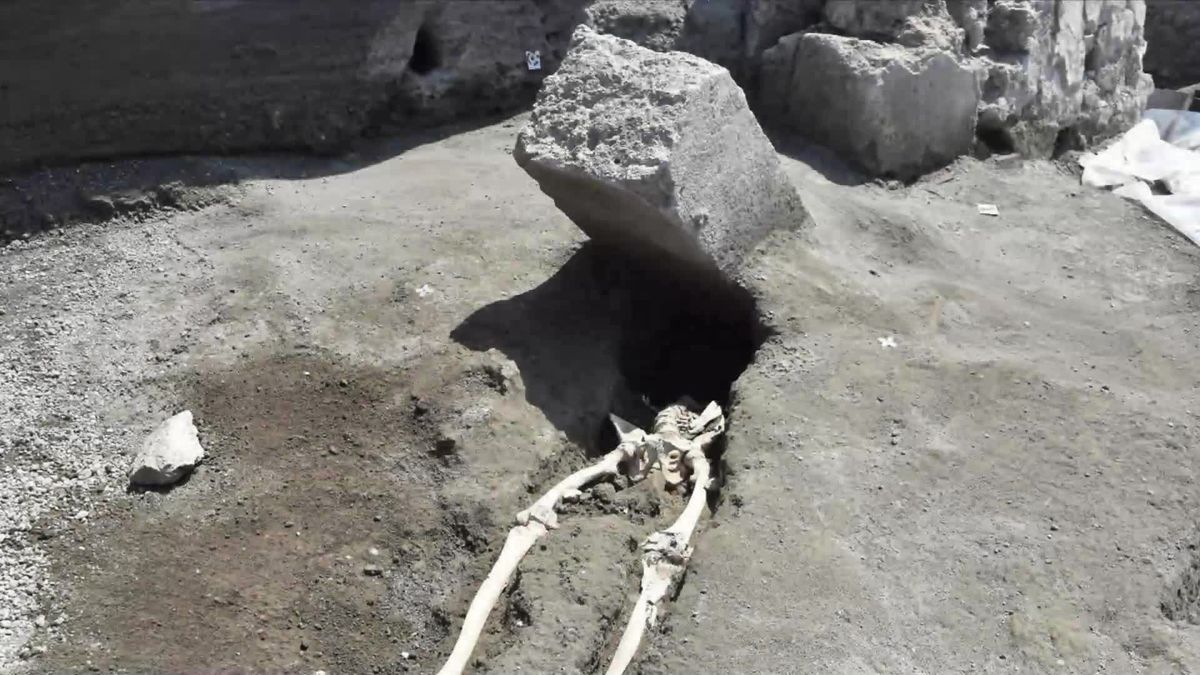 Fund in Pompeji: Mann flieht vor Vulkanausbruch und wird von Stein erschlagen