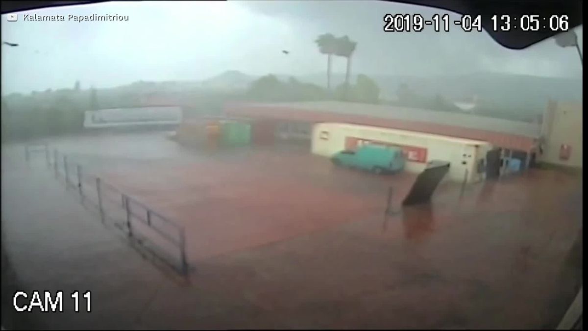 Tornado in Griechenland: Aufnahmen zeigen die gewaltige Zerstörung