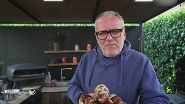 Grillprofi Tom Heinzle testet 5 verrückte Grill-Hacks: Skurril oder lecker?