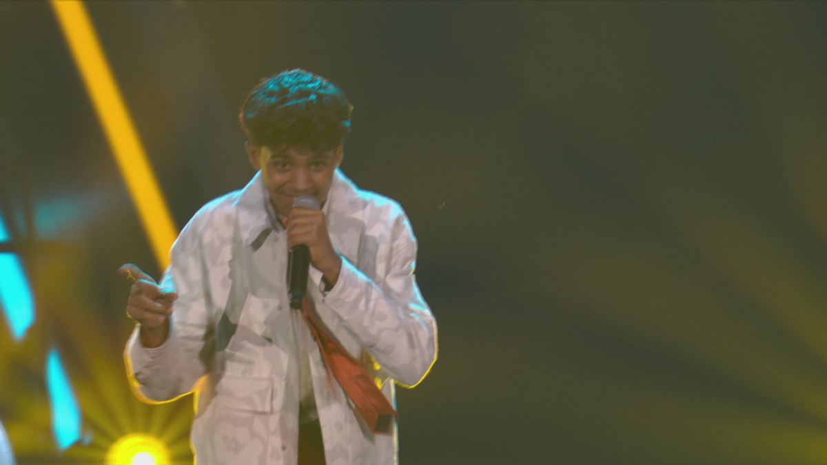 Lässige Moves: Anand strahlt im Finale mit einem Song von Pharrell Williams