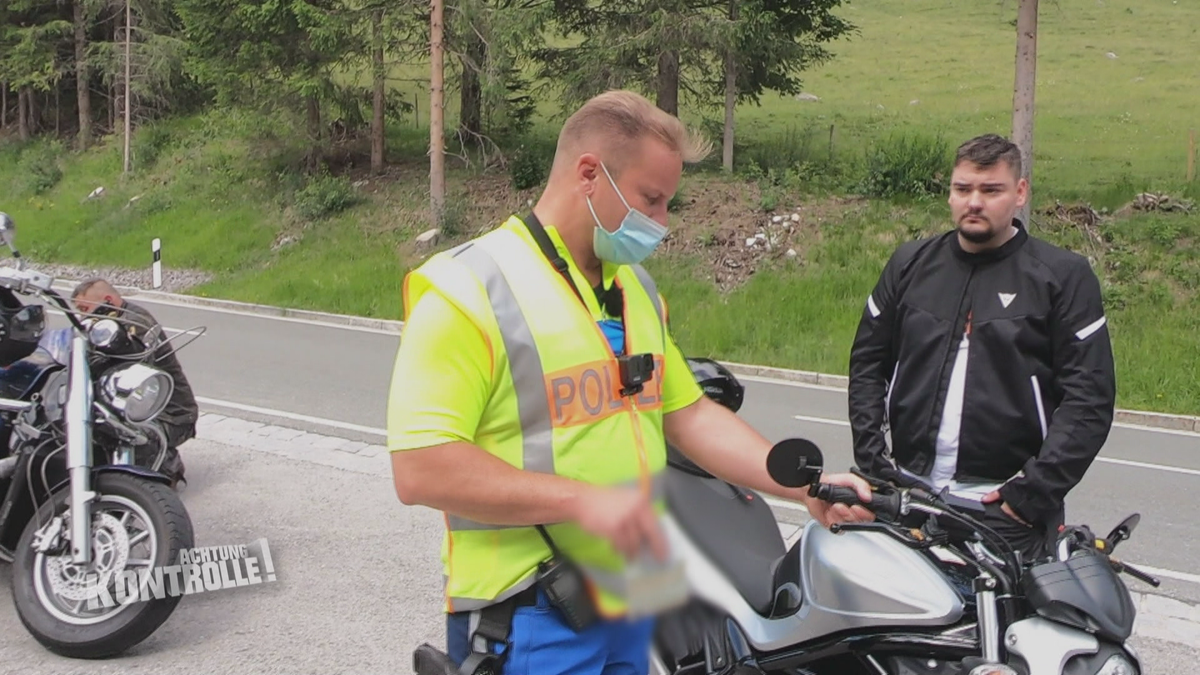 Motorradkontrolle in den bayerischen Alpen