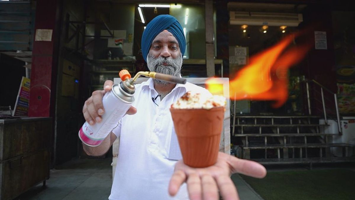 Tontopf-Pizza aus Indien: Schmeckt das?