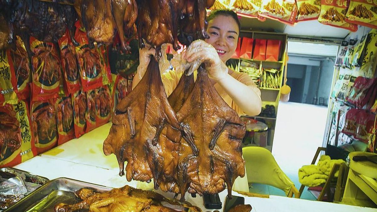 Spezialität aus China: Wie schmeckt Flat Duck?