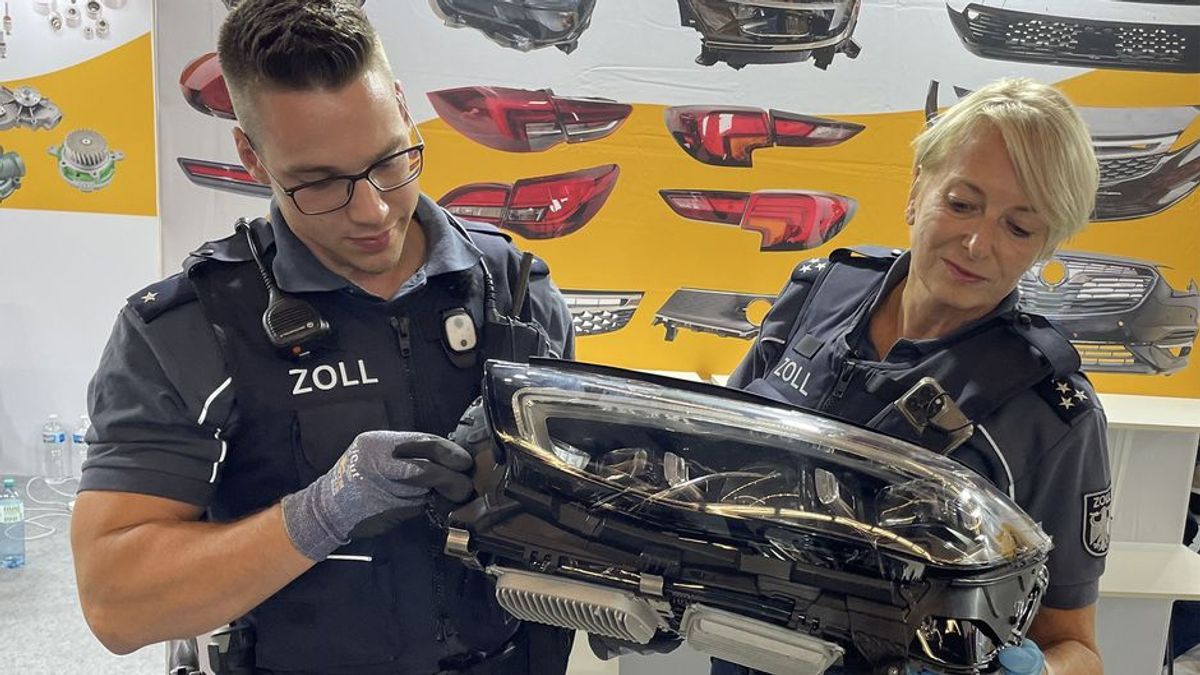 Razzia auf der Automechanika - Zoll Frankfurt