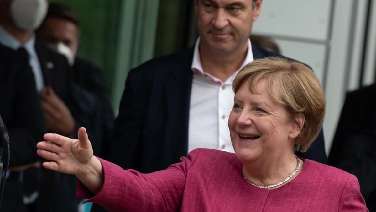 Merkel schickte Söder Lebensweisheiten per SMS: "Regieren heißt leiden"