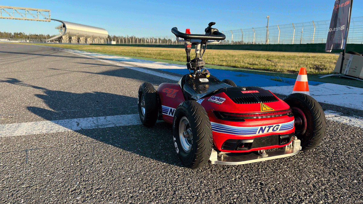 Mit 140km/h auf dem Bobby Car