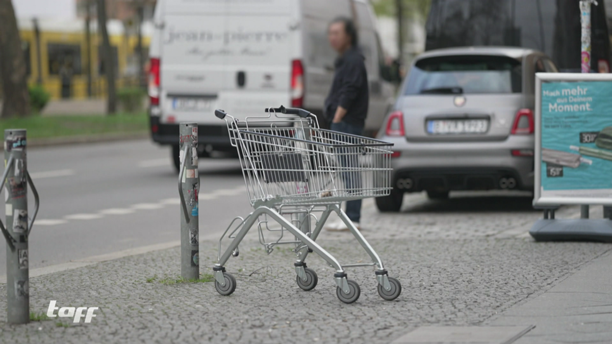 Überall Einkaufswägen: Was ist los in Berlin?