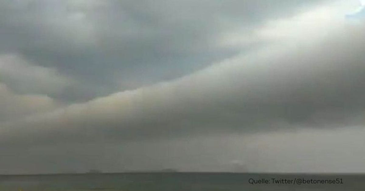 "Horizontaler Tornado" versetzt Strandbesucher in Panik