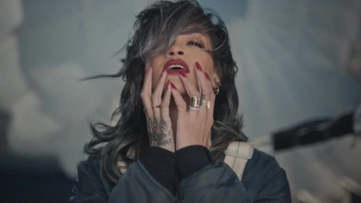 Rihanna American-Oxygen Videoclip