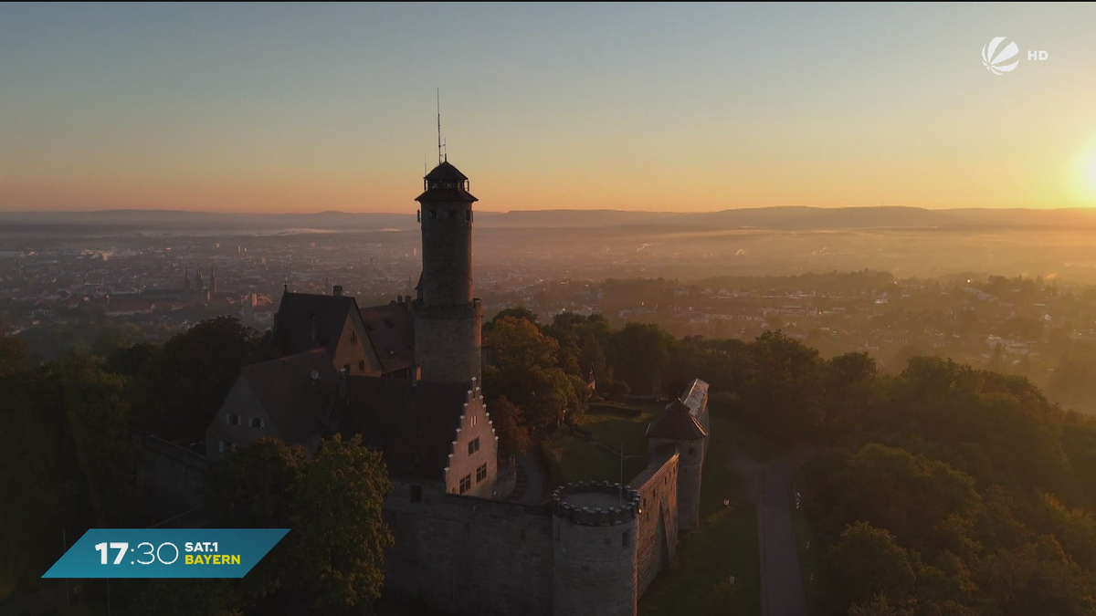 Nach nächtlichem Frost: Strahlender Sonnenaufgang über Bamberg