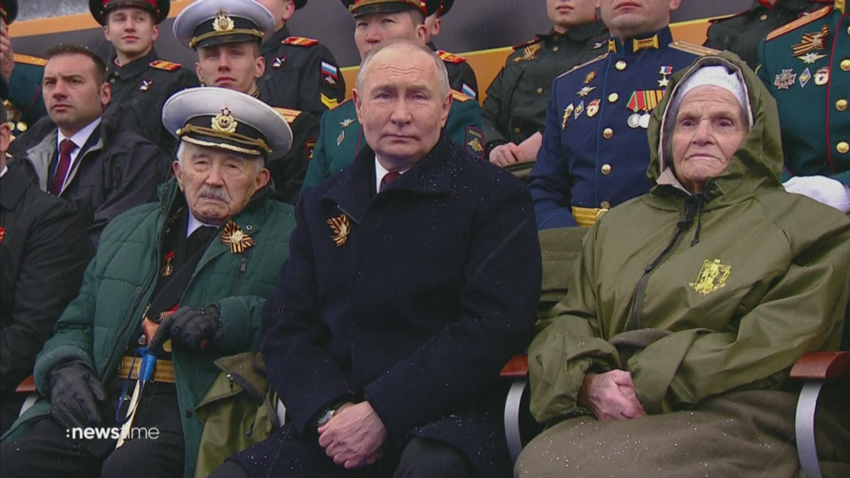 Tag des Sieges in Moskau: Putin droht mit Atomstreitkräften