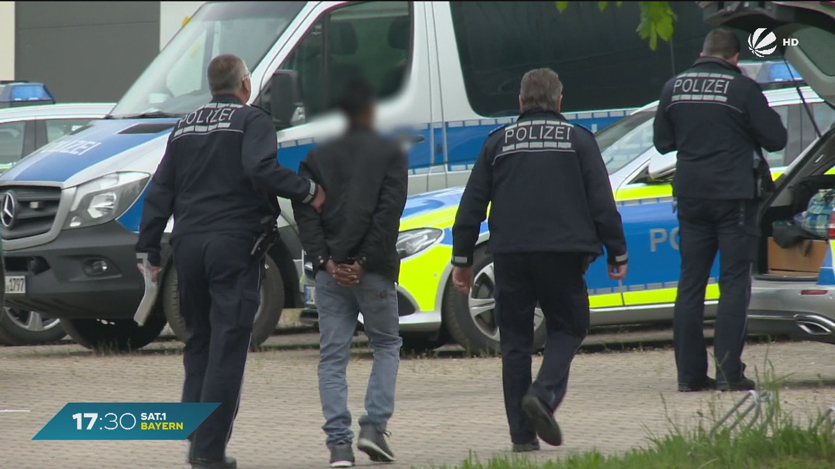 Weniger Asylbewerber in Bayern: Innenminister lobt Grenzkontrollen