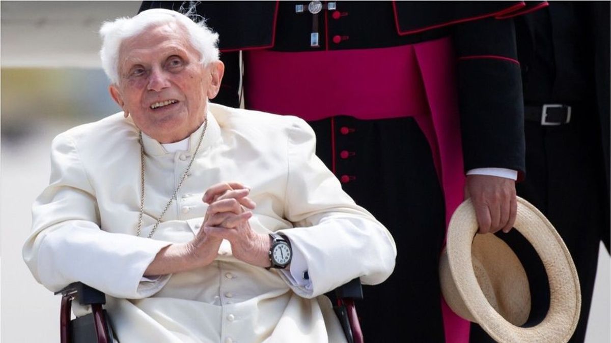16. April: Papst Benedikt XVI. wird 95 Jahre alt