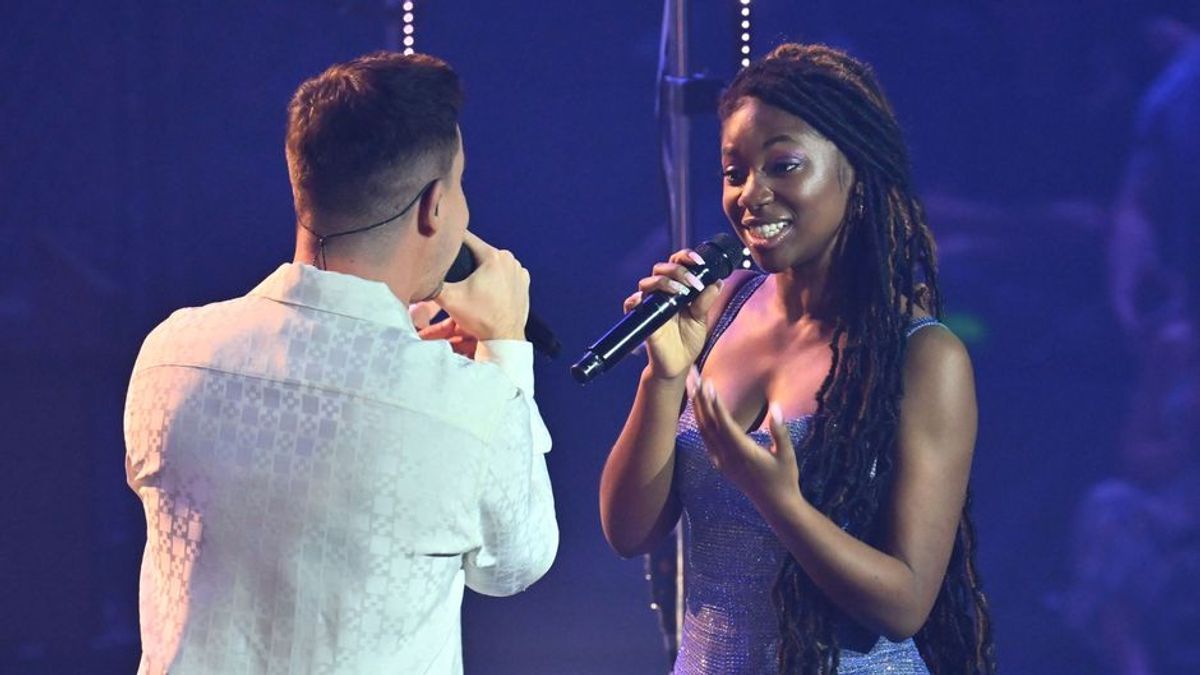 "Wow": Desirey Sarpong Agyemang und Nico Santos performen "Number 1"