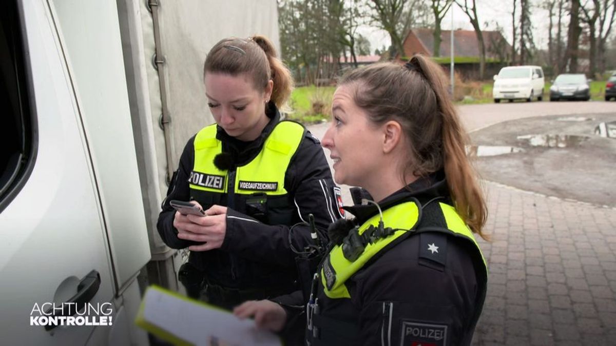 Ablenkung am Steuer – Autobahnpolizei Sittensen