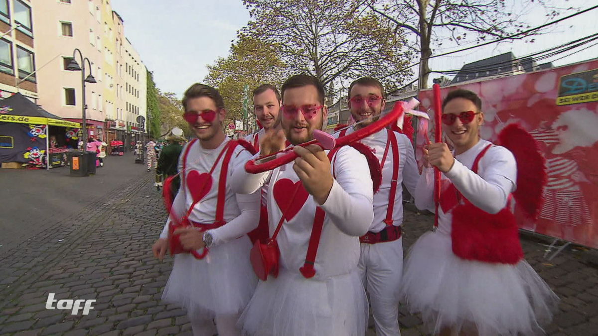 11.11: Karnevalsauftakt und Köln verbarrikadiert sich!