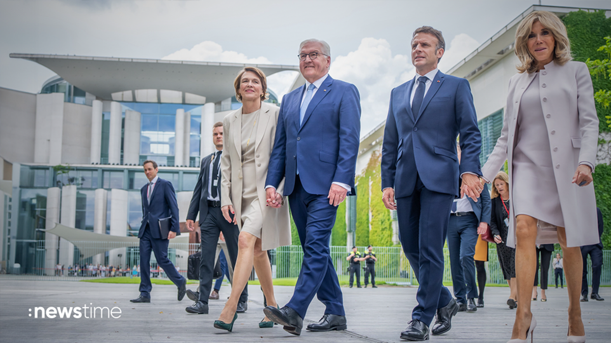 Macron in Berlin: Steinmeier begrüßt den französischen Präsidenten feierlich