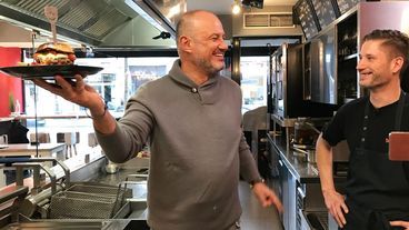 Gastro-Goliath Frank Rosin wird im "David & Goliath" zum Burgerbrater 