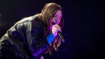 Mia J. mit "Elastic Heart" in den Knockouts: Diese sagenhafte Performance flasht