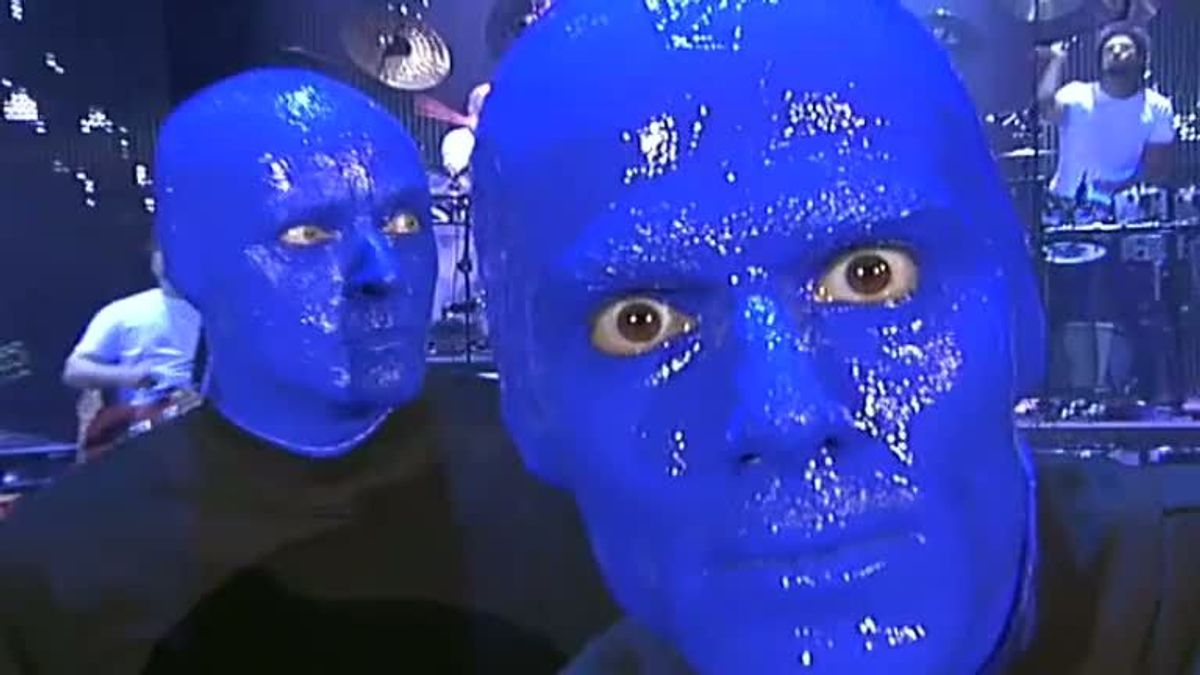 BLUE MAN GROUP